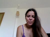 I am very warm, in lack of tenderness and pleasure, I want to share intense and naughty moments with you.