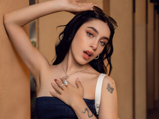 cam girl showing tits AliceBelov