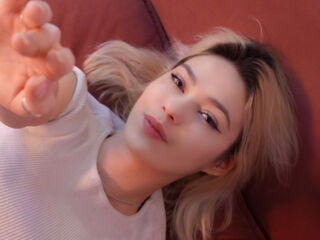 bedroom live cam AlysiaBennet