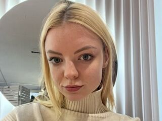 sexy webcam girl CarlenePattie