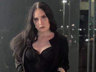 camwhore fingering shaved pussy KelsiLowndes