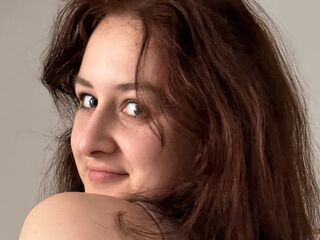 camgirl playing with vibrator KrissLean