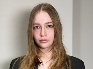 cam girl showing pussy LoriaStepney