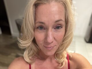 sexy webcamgirl SarahLiberti