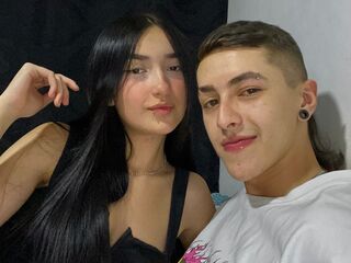 live chatroom sex MaddyAndNate
