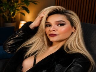 corset fetish chatroom SarahLorenzi