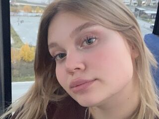 webcam chatroom AdeleBaile