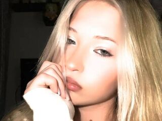 closeup webcam AnjanetteGalpin