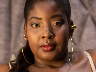 shower live cam AprilSterling