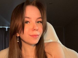 sex show online BettyAndrews