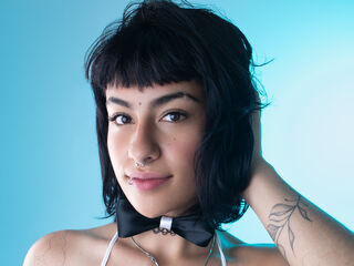 fingering camwhore BrianaBlake