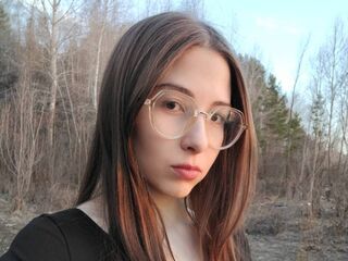 hot cam girl fingering shaved pussy CameronMugica
