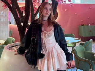 web cam show CandiFerretti