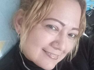 live cam chat ClauCollins