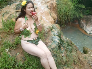 naked camgirl gallery CrystallAnderson