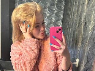webcam chat room ElizabethCamaro