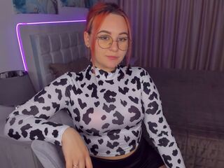 cam girl playing with sextoy EsterJill