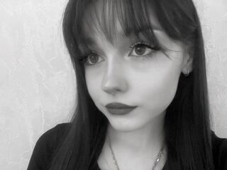 hot web cam show EvelynnCaillouet