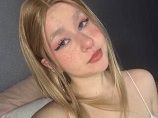 topless girl HoneyLumi