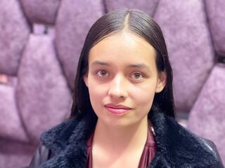 babe web cam IssaMontenegro