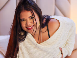 live chat room IvoneSky