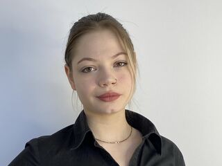 naked girl with webcam masturbating JanuaryBuswell