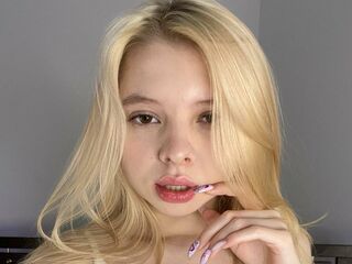 camgirl playing with sex toy JettaGarman