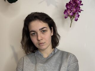 cam girl showing tits JoneSalem