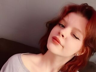 beautiful girlcam KiraCurt