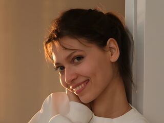 free webcam picture LivelyLaurie