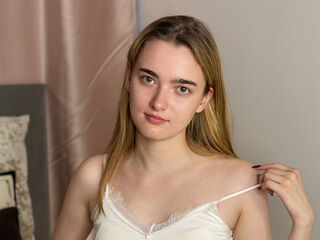 girl topless MargoBerks