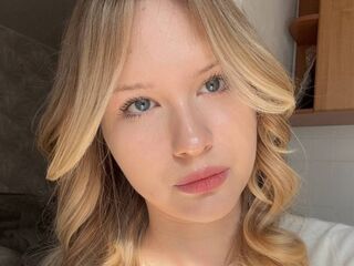 chat room NanceyMonteverde