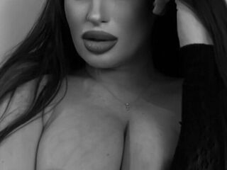 fingering webcamgirl picture NataschaOreiro