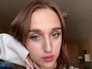 naughty cam girl PhyllisFaux