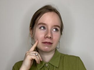 shower cam PiaBlumstein