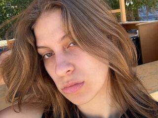 webcam girl RhiannonLinko