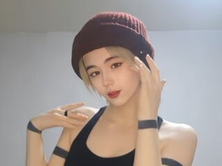 cam girl sex chat RoxannCobio