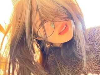 camgirl live ToriTrevino