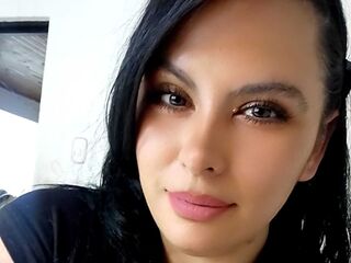 masturbating cam girl YeralDiaz