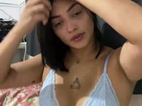 Come meet this brunette with beautiful curves. I love having fun, teasing, and creating that delicious chemistry that leaves both wanting more