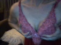 hoi, ik ben hete milf die voor veel open staat. ik hou wel van dominantie en hou er van om een onderdanig sletje te zijn. Maar als jij dat wil kan ik ook jouw strenge meesteres zijn....Er kan veel maar geen extreme ding zoals:naalden, plas en poep...Vragen staat vrij, wie weet kan je me overtuigen om grenzen te verleggen.