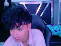 Ik ben een heel lief, rustig en zachtaardig meisje. Ik hou ervan om een fijne en ontspannen sfeer te creëren waar iedereen zich welkom en op zijn gemak voelt. Ik ben respectvol, attent en behandel anderen altijd met vriendelijkheid. Als je op zoek bent naar een rustige plek met goede vibes en iemand die luistert en met je glimlacht, dan ben je hier welkom ✨