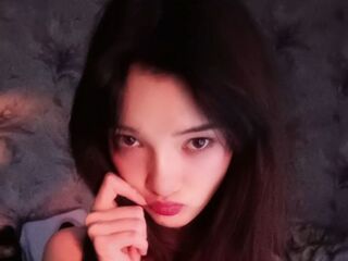 cam girl masturbating with vibrator IngerTycer