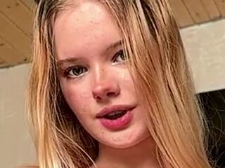 hot camslut JeannettaCeraos