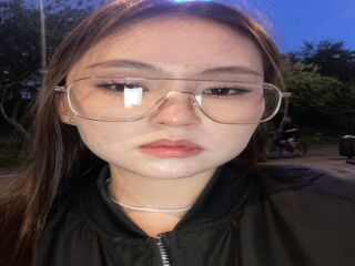 nude webcam girl picture LauriMoradel
