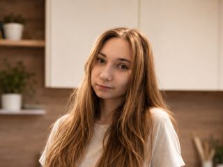 beautiful camgirl AllieShewmaker