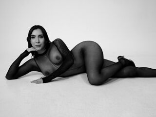 masturbating AnetteLawren