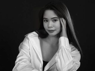 camslut topless AyaNicole