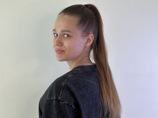 cam girl masturbating with dildo BrittanyStauber
