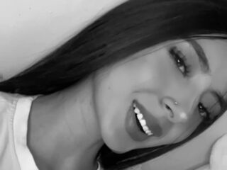 hot strip tease cam CamilaLorns